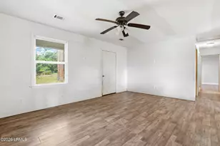 109 Dove St, Ridgeland, SC 29936 - Photo 8