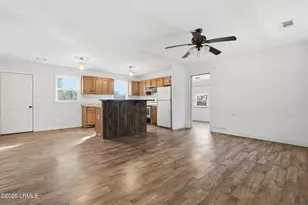 109 Dove St, Ridgeland, SC 29936 - Photo 2