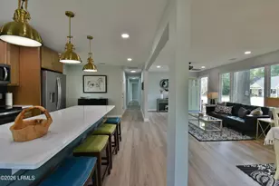 1013 Rentz St, Beaufort, SC 29906 - Photo 6