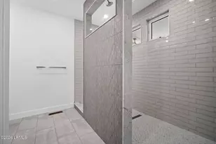 631 Dolphin Rd, Ladys Island, SC 29920 - Photo 58