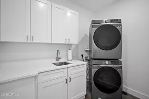 631 Dolphin Rd, Ladys Island, SC 29920 - Photo 24