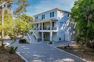 631 Dolphin Rd, Fripp Island, SC 29920 - Photo 2