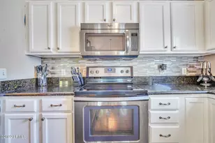 56 Le Moyne Dr, Beaufort, SC 29907 - Photo 14