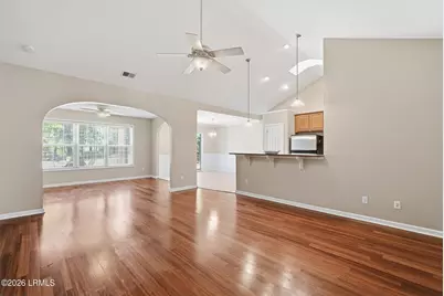201 Cotton Field Lane E, Bluffton, SC 29910 - Photo 2