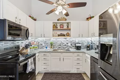 212 Middle Road, Beaufort, SC 29907 - Photo 12