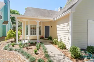 4 Mariners Ct, Port Royal, SC 29935 - Photo 2