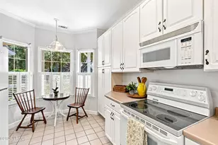 4 Mariners Ct, Port Royal, SC 29935 - Photo 4