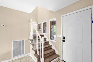 6823 Oakmont Dr, Beaufort, SC 29906 - Photo 8