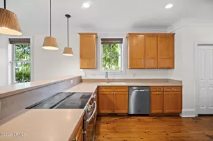 1011 Calhoun St, Beaufort, SC 29902 - Photo 18