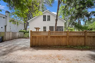 1011 Calhoun St, Beaufort, SC 29902 - Photo 50