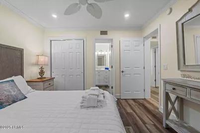 40 Folly Field Road #126, Hilton Head Island, SC 29928 - Photo 6