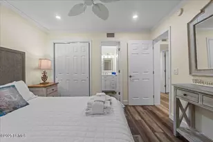 40 Folly Field Rd, Hilton Head, SC 29928 - Photo 6