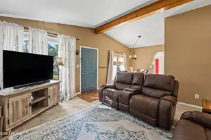 137 Bonaire Cir N, Beaufort, SC 29906 - Photo 6