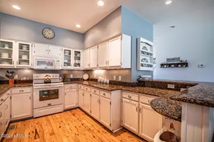105 Ocean Point Dr, Fripp Island, SC 29920 - Photo 8