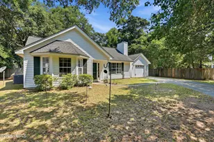 4 Beau Cir, Beaufort, SC 29907 - Photo 2
