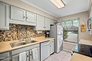 4 Battery Ln, Beaufort, SC 29902 - Photo 10