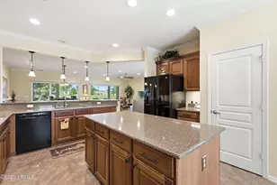 24 Wendover Ct, Bluffton, SC 29909 - Photo 8