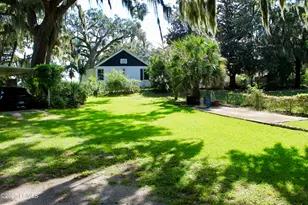 807 11th St, Port Royal, SC 29935 - Photo 4