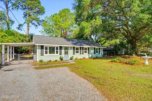 606 Arnold Dr, Beaufort, SC 29902 - Photo 2