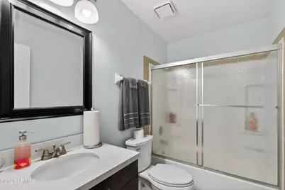 96 Mathews Drive #19, Hilton Head Island, SC 29926 - Photo 10