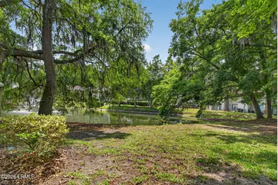 96 Mathews Drive #19, Hilton Head Island, SC 29926 - Photo 2