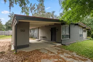 1003 Broad River Dr, Beaufort, SC 29906 - Photo 2