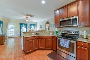 14 Chinaback Dr, Beaufort, SC 29907 - Photo 10