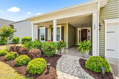 125 Carolina Oaks Avenue, Bluffton, SC 29909 - Photo 2