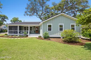 1613 Madrid Ave, Port Royal, SC 29935 - Photo 2