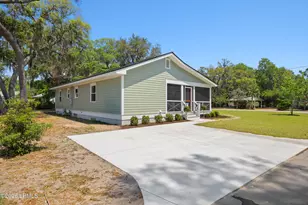 1613 Madrid Ave, Port Royal, SC 29935 - Photo 28