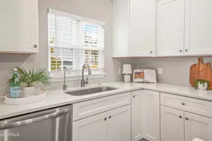 14 Bittie Cir, Beaufort, SC 29906 - Photo 12