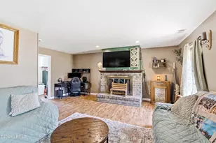 708 Dawn St, Beaufort, SC 29906 - Photo 8