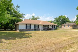 708 Dawn St, Beaufort, SC 29906 - Photo 6