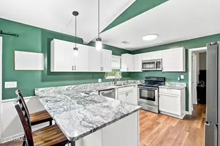 708 Dawn St, Beaufort, SC 29906 - Photo 4