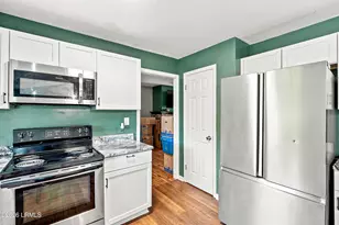 708 Dawn St, Beaufort, SC 29906 - Photo 12