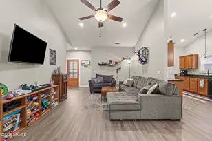 14 Carolina Village Cir, Beaufort, SC 29906 - Photo 6