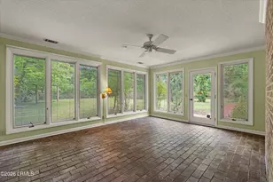 274 Brickyard Point Rd S, Beaufort, SC 29907 - Photo 26