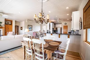 11 Windjammer Ln, Harbor Island, SC 29920 - Photo 10