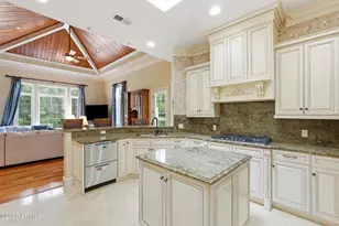 34 Seabrook Landing Dr, Hilton Head Island, SC 29926 - Photo 4