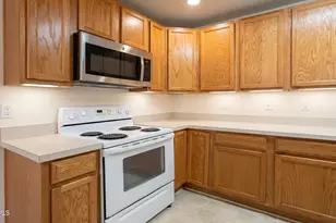 515 Eastwater Ln, Bluffton, SC 29909 - Photo 8