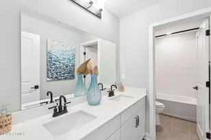 38 Middle Is St, Beaufort, SC 29907 - Photo 48