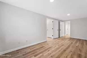 609 Carteret St, Beaufort, SC 29902 - Photo 6