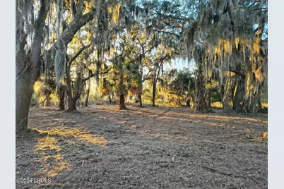 510 Broad River Drive, Beaufort, SC 29906 - Photo 2