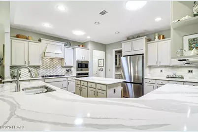 15 Rolling River Drive, Bluffton, SC 29910 - Photo 18