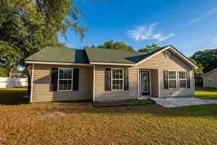 43 Southern Magnolia Dr, Beaufort, SC 29907 - Photo 2