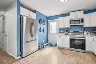 40 Southern Magnolia Dr, Beaufort, SC 29907 - Photo 8