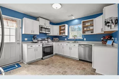 40 Southern Magnolia Drive, Beaufort, SC 29907 - Photo 6