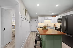 239 Beach City Rd, Hilton Head Island, SC 29926 - Photo 14