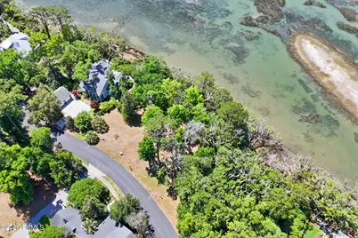 126 Gautier Place, Beaufort, SC 29902 - Photo 8