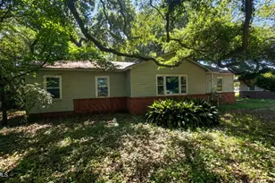 1505 Palmetto Dr, Beaufort, SC 29902 - Photo 2